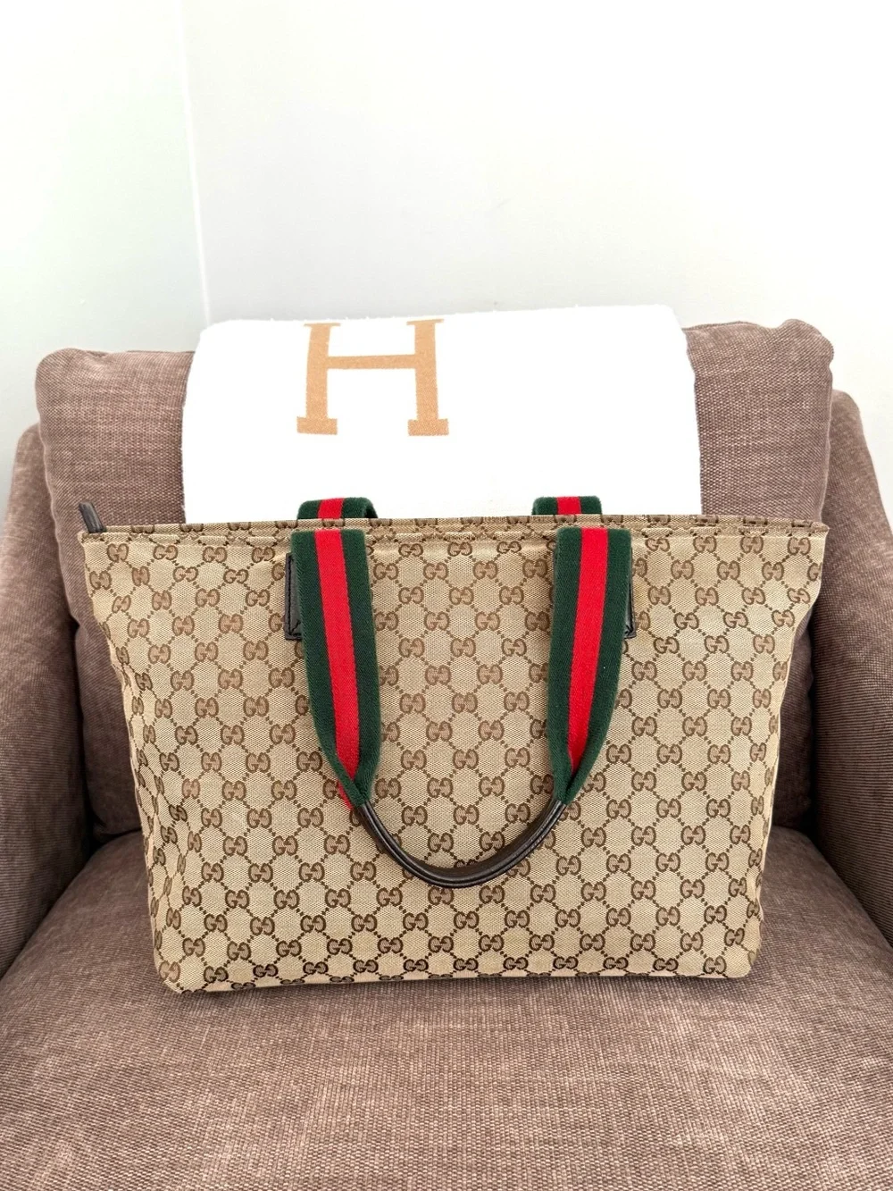 Gucci authentic tote bag brown monogram canvas diaper bag red green handles